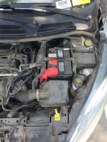 2019 Ford Fiesta S Sedan – miniatura 21