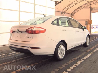 2019 Ford Fiesta S Sedan – miniatura 4