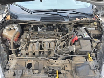 2019 Ford Fiesta SE Hatchback – miniatura 16
