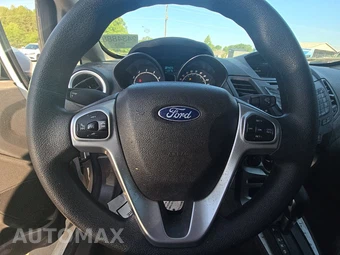 2019 Ford Fiesta SE Hatchback – miniatura 10