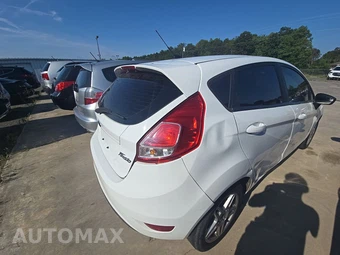 2019 Ford Fiesta SE Hatchback – miniatura 4