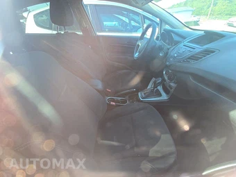 2019 Ford Fiesta SE Hatchback – miniatura 8