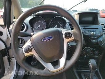 2019 Ford Fiesta SE Hatchback - miniatura 10
