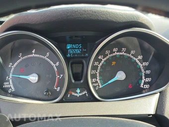 2019 Ford Fiesta SE Hatchback - miniatura 12