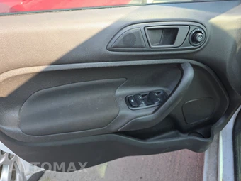 2019 Ford Fiesta SE Hatchback - miniatura 9