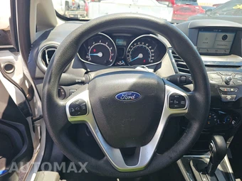 2019 Ford Fiesta SE Sedan – miniatura 10