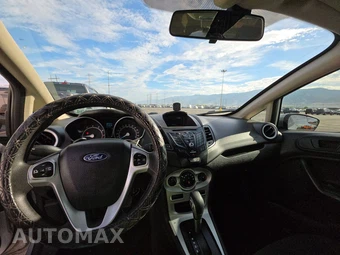 2019 Ford Fiesta SE Sedan – miniatura 11
