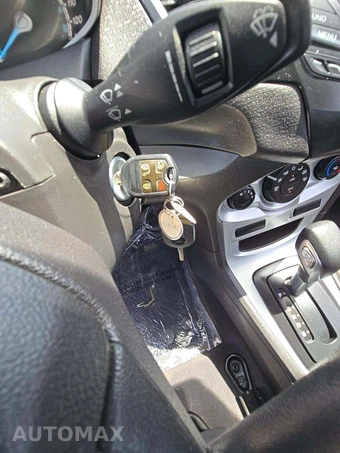 2019 Ford Fiesta SE Sedan – miniatura 8