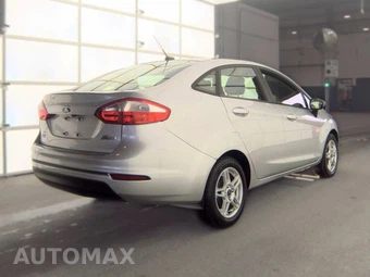 2019 Ford Fiesta SE Sedan - miniatura 4