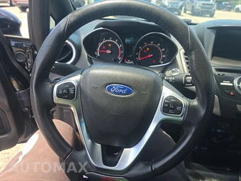 2019 Ford Fiesta ST Hatchback – miniatura 10