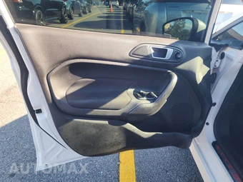 2019 Ford Fiesta ST Hatchback - miniatura 9