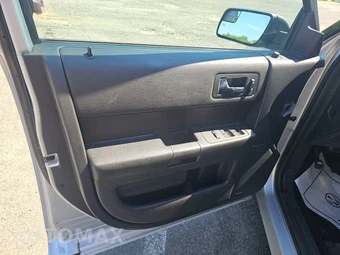 2019 Ford Flex SE - miniatura 9