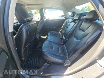 2019 Ford Fusion Energi Titanium – miniatura 13