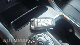 2019 Ford Fusion Energi Titanium – miniatura 19