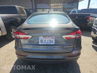 2019 Ford Fusion Energi Titanium – miniatura 5