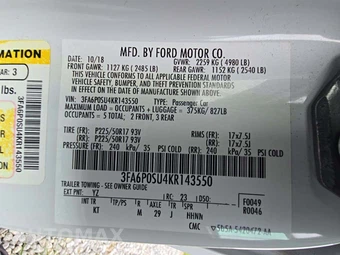 2019 Ford Fusion Energi Titanium – miniatura 2