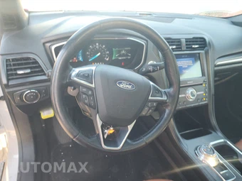 2019 Ford Fusion Energi Titanium - miniatura 10