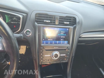 2019 Ford Fusion Energi Titanium - miniatura 11
