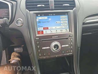 2019 Ford Fusion Energi Titanium - miniatura 10