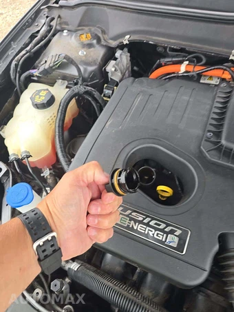 2019 Ford Fusion Energi Titanium - miniatura 25