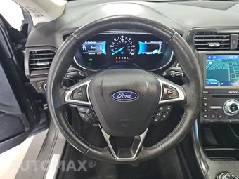 2019 Ford Fusion Energi Titanium - miniatura 10