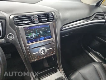 2019 Ford Fusion Energi Titanium - miniatura 11