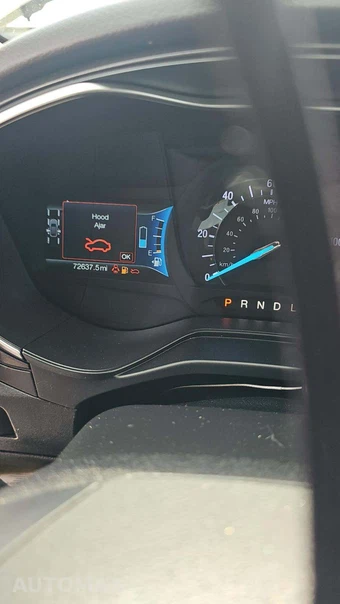 2019 Ford Fusion Energi Titanium - miniatura 25