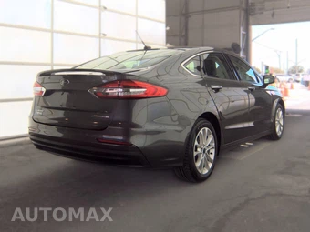2019 Ford Fusion Energi Titanium - miniatura 4