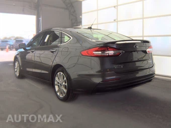 2019 Ford Fusion Energi Titanium - miniatura 6