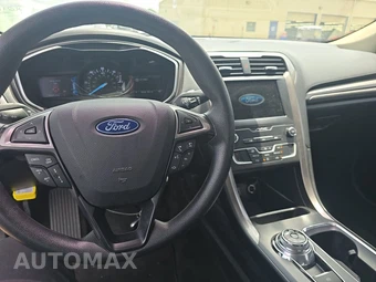 2019 Ford Fusion Hybrid SE - miniatura 11