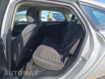 2019 Ford Fusion Hybrid SE - miniatura 13