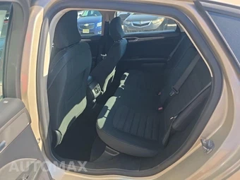 2019 Ford Fusion Hybrid SE - miniatura 16