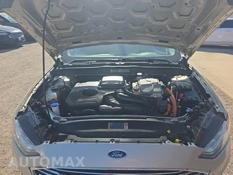 2019 Ford Fusion Hybrid SE - miniatura 18