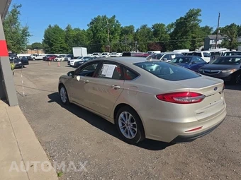2019 Ford Fusion Hybrid SE - miniatura 6