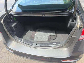 2019 Ford Fusion Hybrid SE - miniatura 14