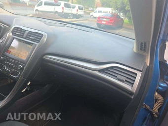 2019 Ford Fusion Hybrid SE - miniatura 19