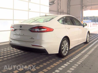 2019 Ford Fusion Hybrid SE - miniatura 4