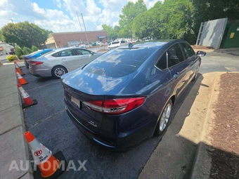 2019 Ford Fusion Hybrid SE - miniatura 3