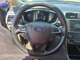 2019 Ford Fusion Hybrid SE - miniatura 10