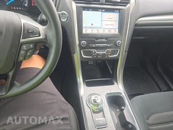2019 Ford Fusion Hybrid SE - miniatura 11