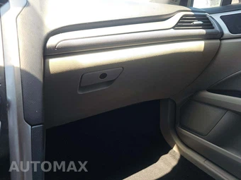 2019 Ford Fusion Hybrid SE – miniatura 19