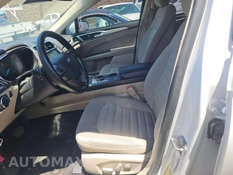 2019 Ford Fusion Hybrid SE – miniatura 6