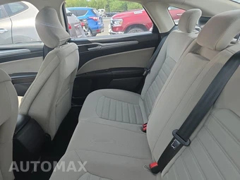 2019 Ford Fusion S – miniatura 13