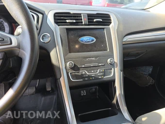 2019 Ford Fusion S – miniatura 11