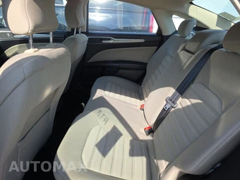 2019 Ford Fusion S – miniatura 13