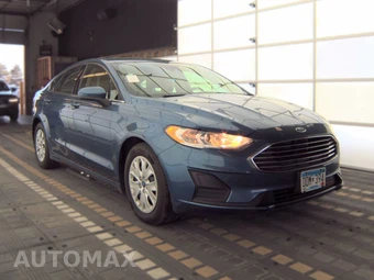2019 Ford Fusion S – miniatura 3