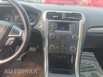 2019 Ford Fusion S – miniatura 11