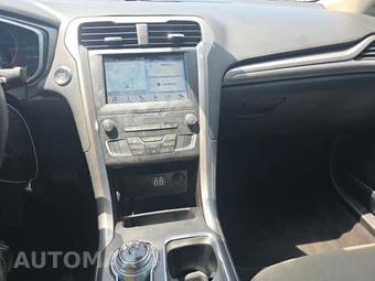 2019 Ford Fusion S – miniatura 11