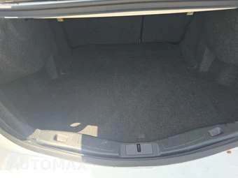 2019 Ford Fusion S – miniatura 16