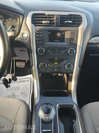 2019 Ford Fusion S – miniatura 11